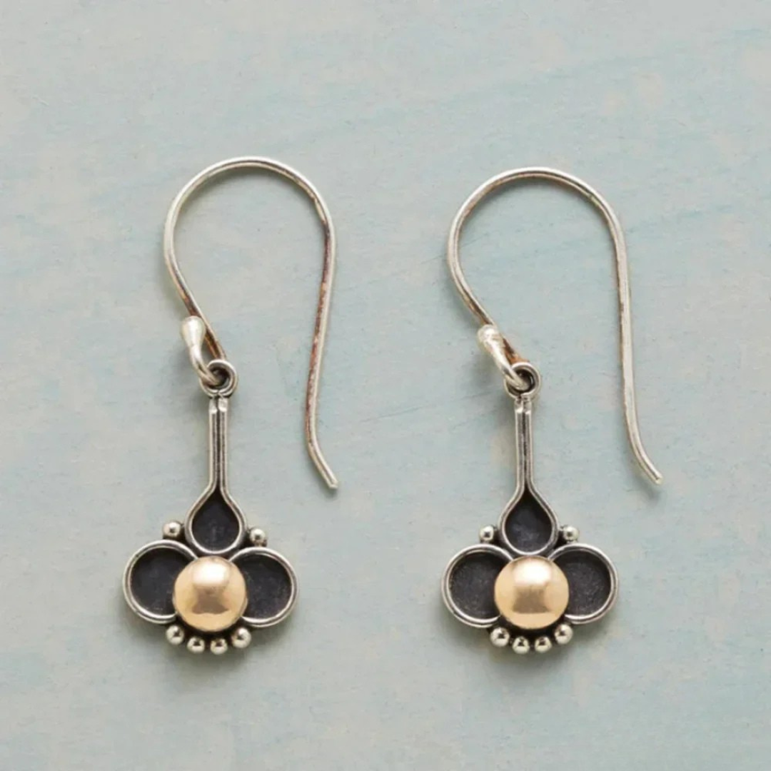Bohemian Clover and Pearl Design Silver Earrings 0
