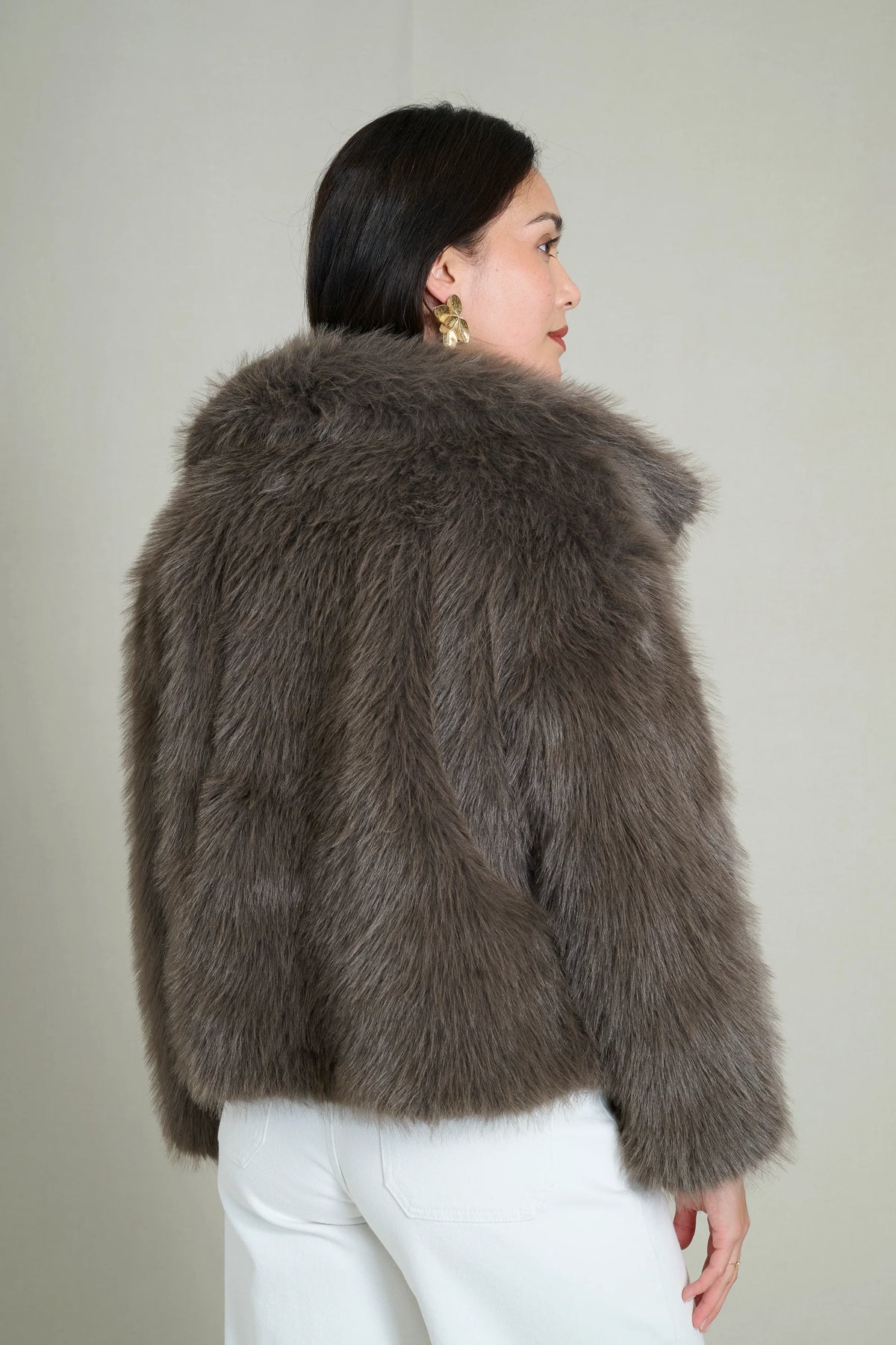 COFFEE FAUX FUR COAT 3