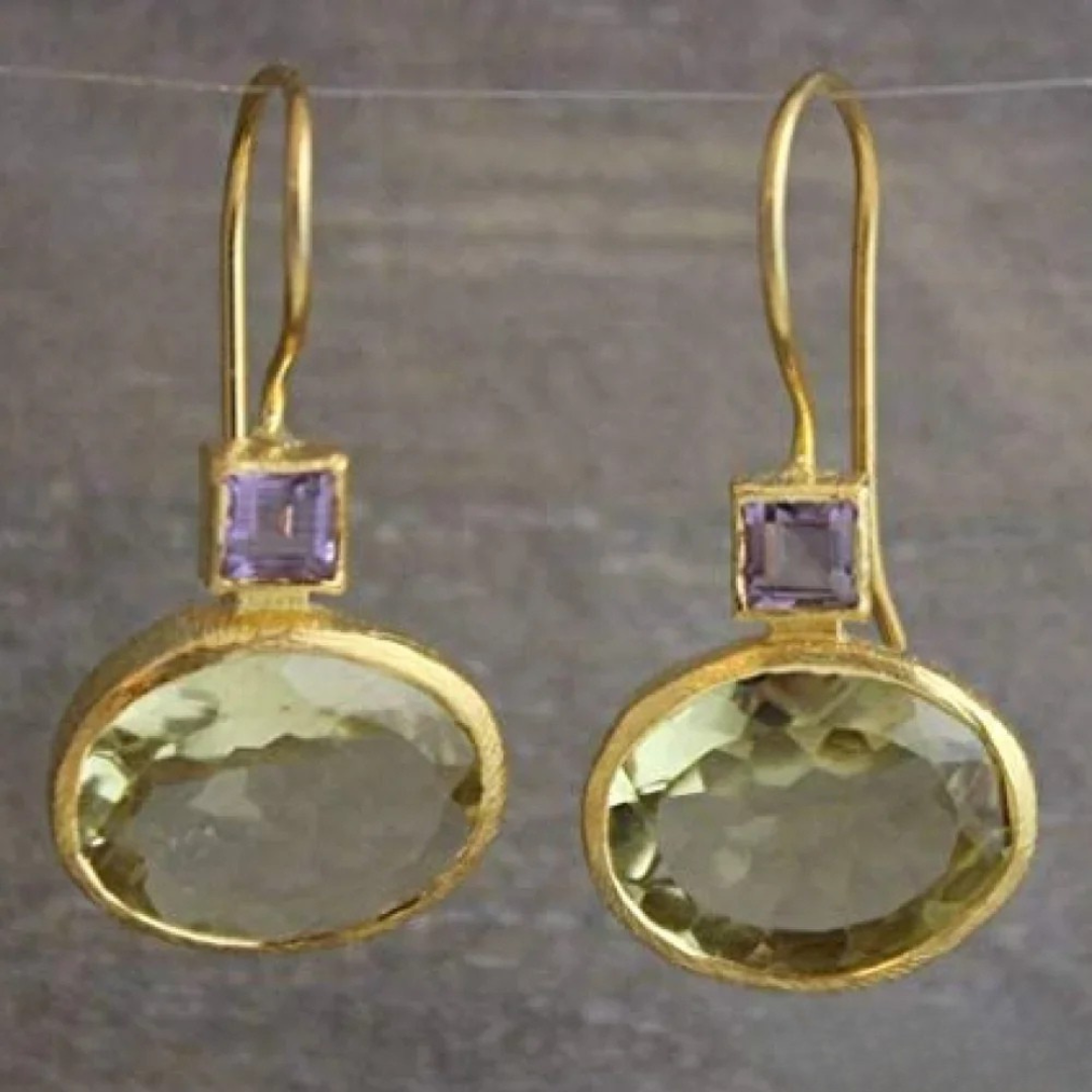 Retro Emerald Stone Earrings 1