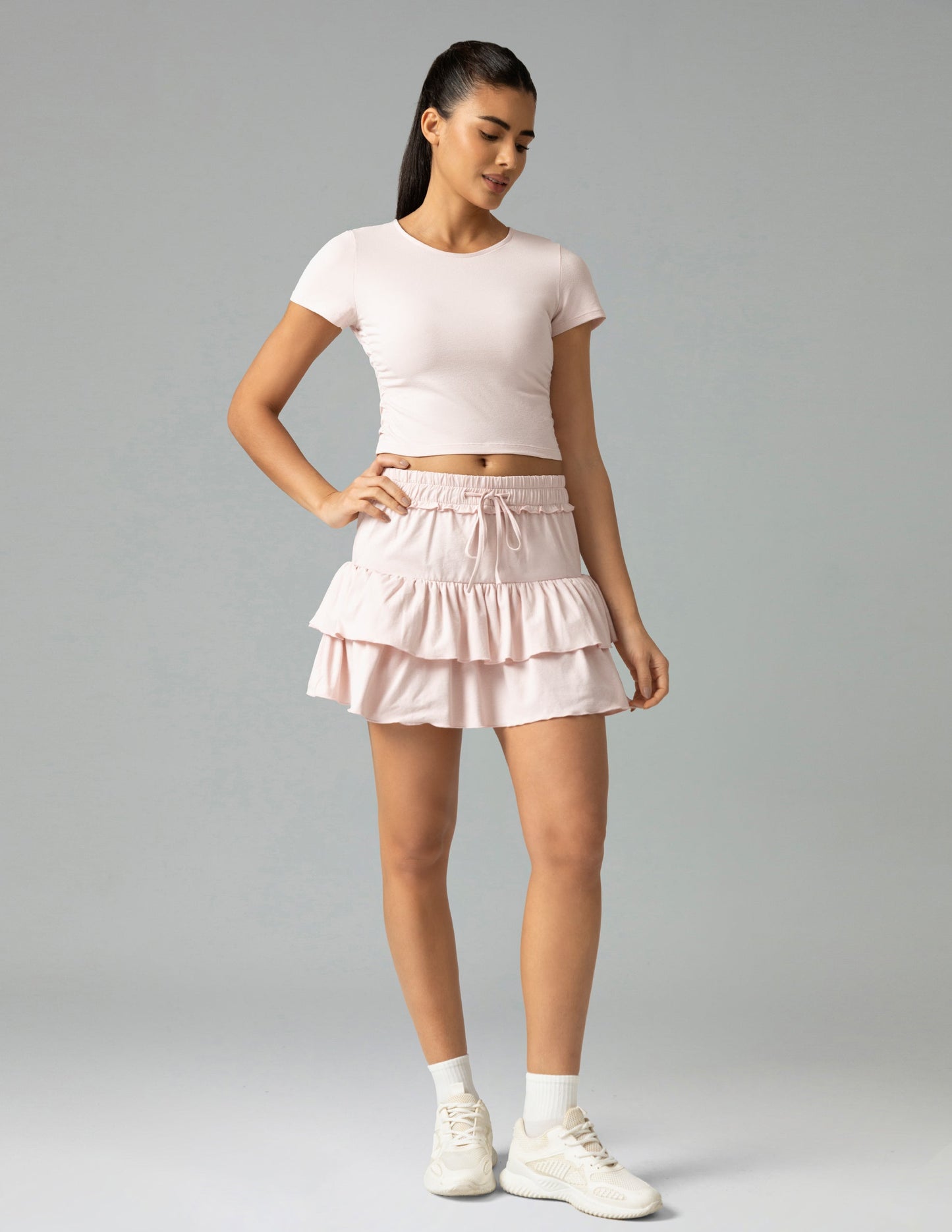 Sorona Ruched Crew Neck Cropped T-Shirt – Slim Fit 11