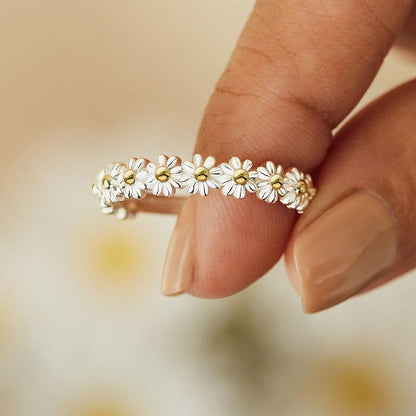 Adjustable Silver Daisy Ring 2