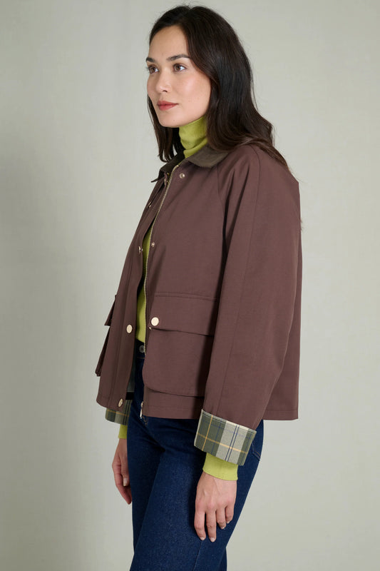 Bergundy jacket with contrasting collar and tartan cuffs 4
