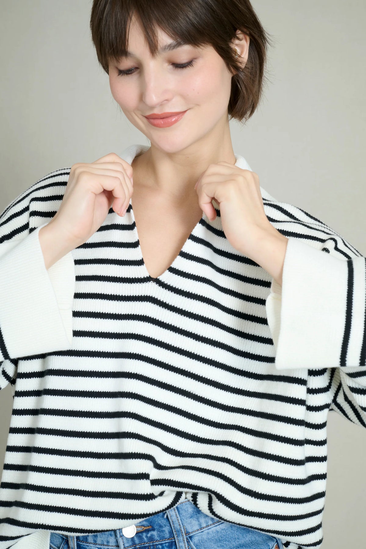 Black and White Striped V-Neck Sweater 3