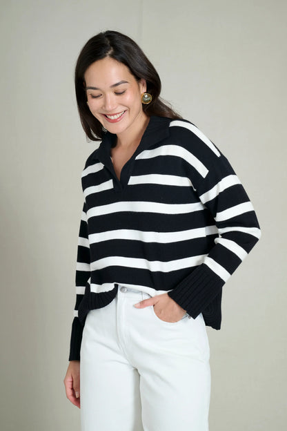 Black and white striped polo collar sweater 0