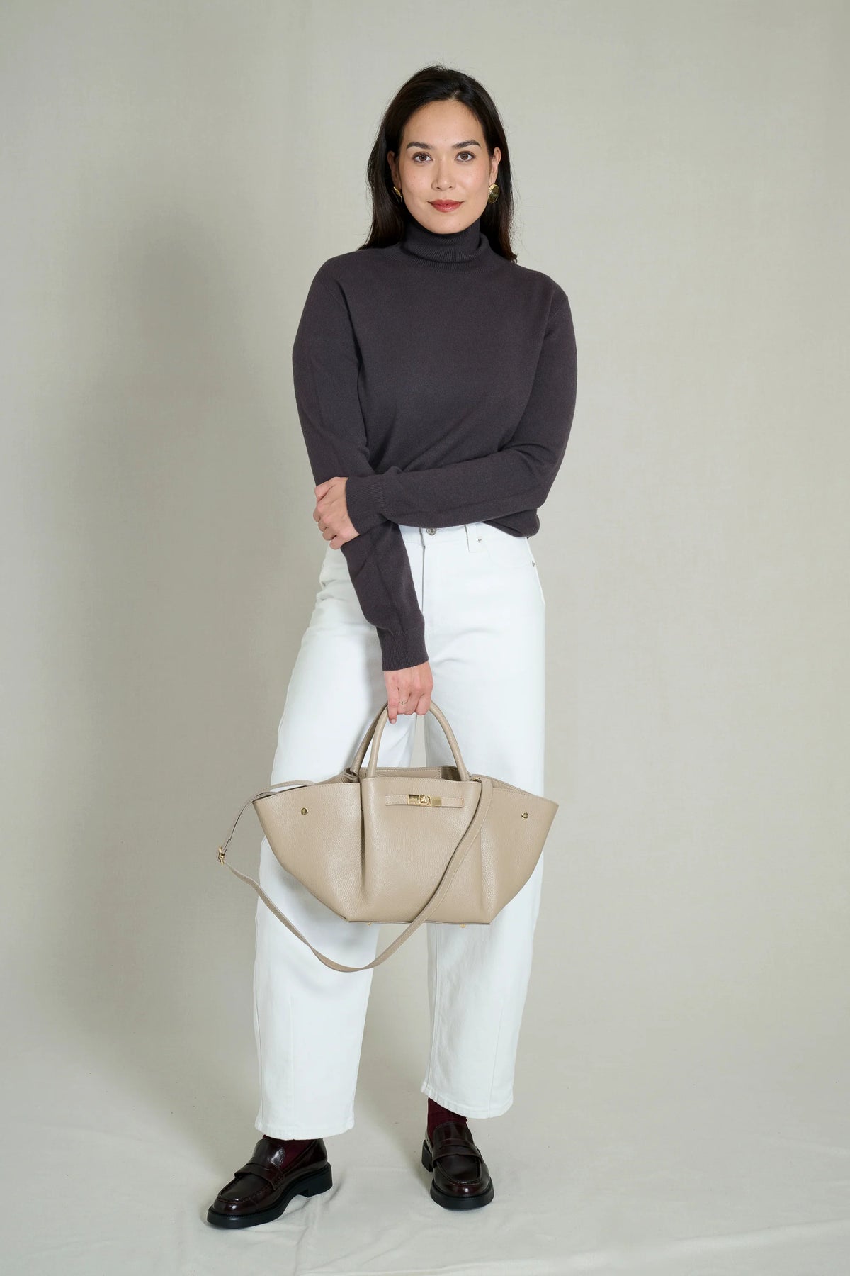 Brown fine knit seamless turtleneck sweater 0