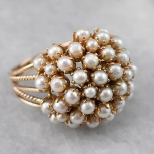 Bush - Ring Adorned with Inlaid Pearls 0