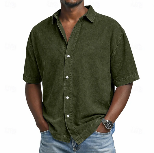 Casual woven button-front shirt with spread collar and short sleeves 6