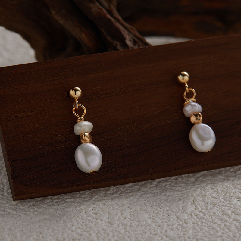 Chic Pearl Drop Earrings 0