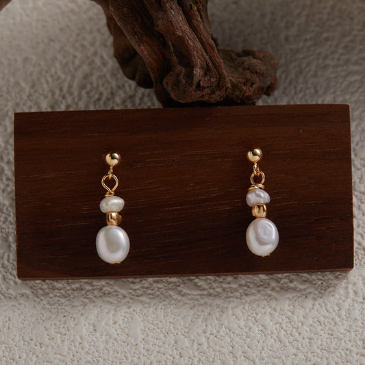 Chic Pearl Drop Earrings 1