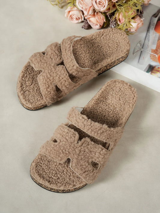 Cozy Comfort | Women's Slippers with Faux Fur & Adjustable Straps | Soft and Warm for Indoor and Outdoor Use 8