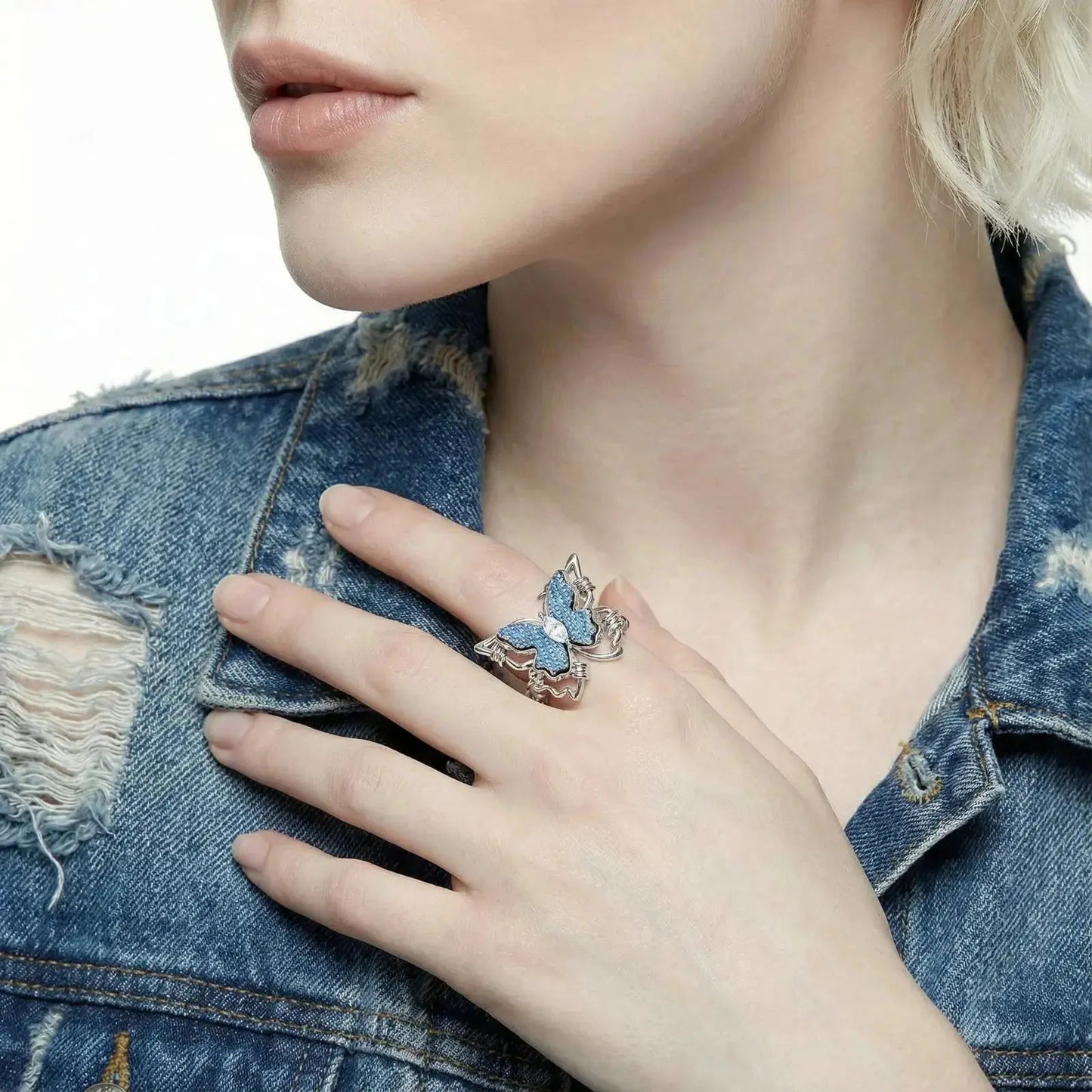 Denim Papillon Butterfly Ring in White Gold Plating 4