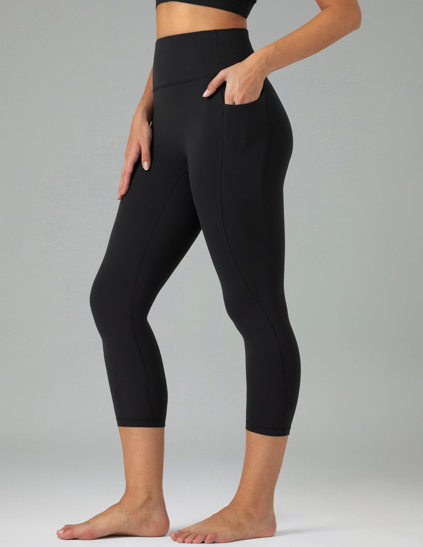 Dreamlux High Waisted No Front Seam 21" Workout Legging w/ Pockets 12