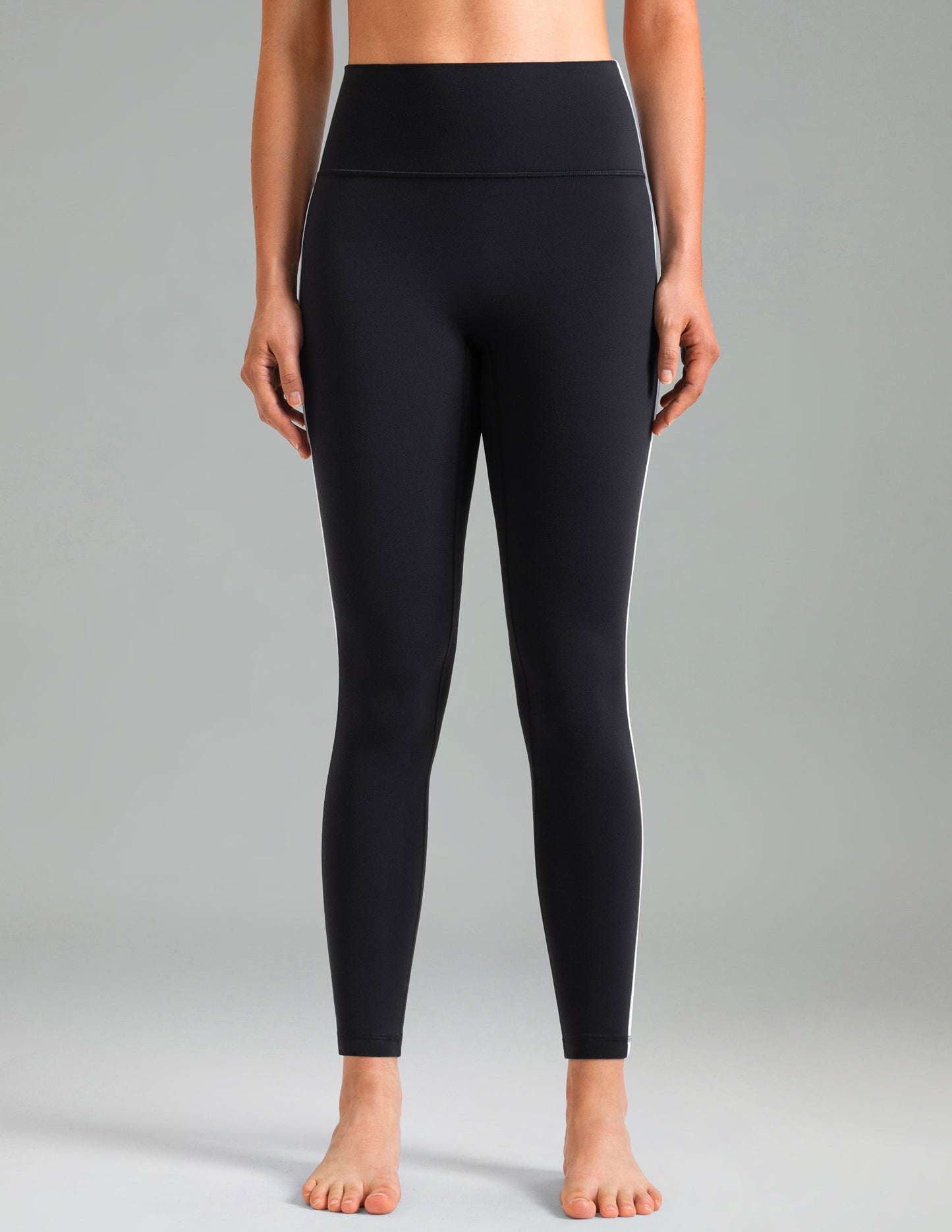 Dreamlux High Waisted No Front Seam 25" Yoga Legging w/ Contrast Trim 2