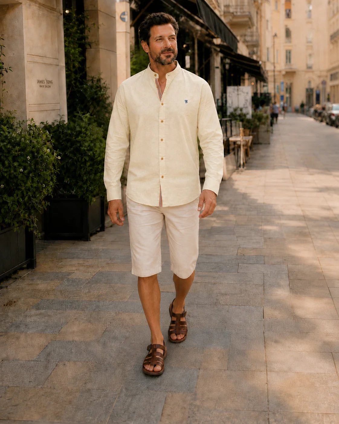 EB | Traditional shirt: Traditional design with a modern touch 10