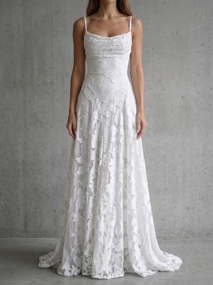 Elegant Long Lace Wedding Guest Dress with Body-Hugging Silhouette | Perfect Formal Attire for Unforgettable Occasions 1