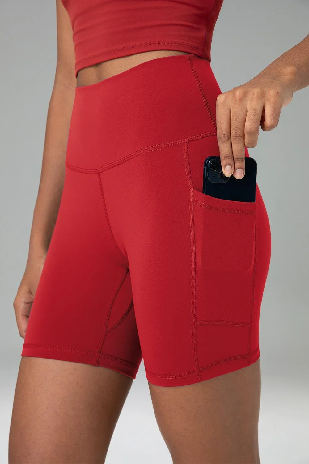 Essential High Waisted No-Roll 6" Sports Legging w/ Pockets 15