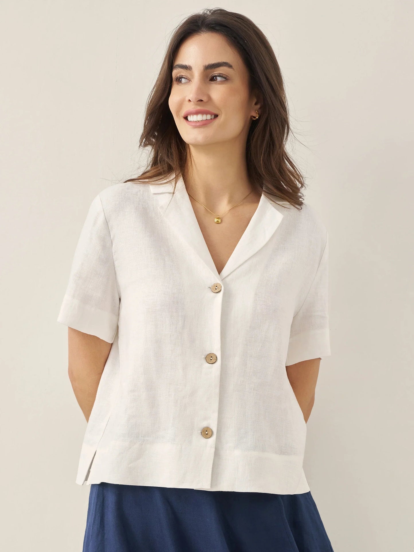 Ethan | Classic Relaxed Linen Short Sleeve Men's Shirt 4