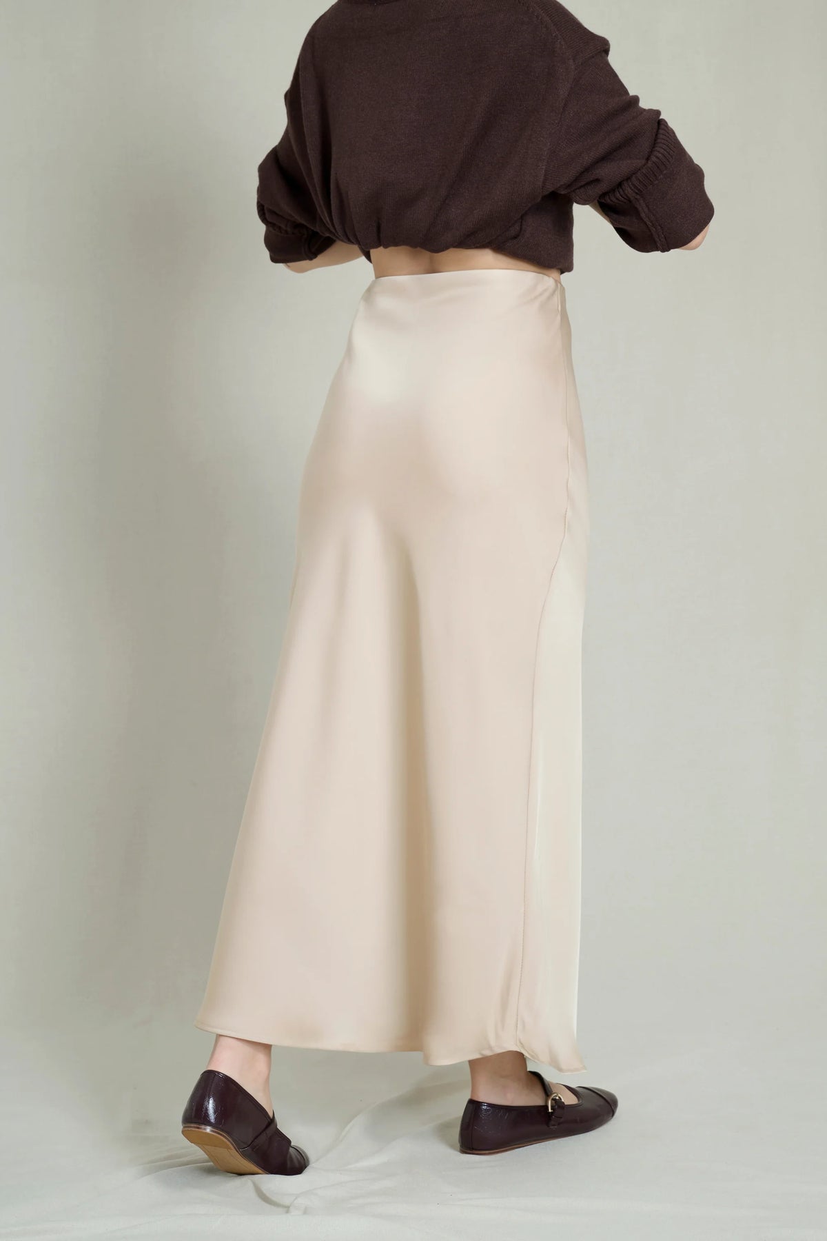 GABY BEIGE LONG SKIRT 2
