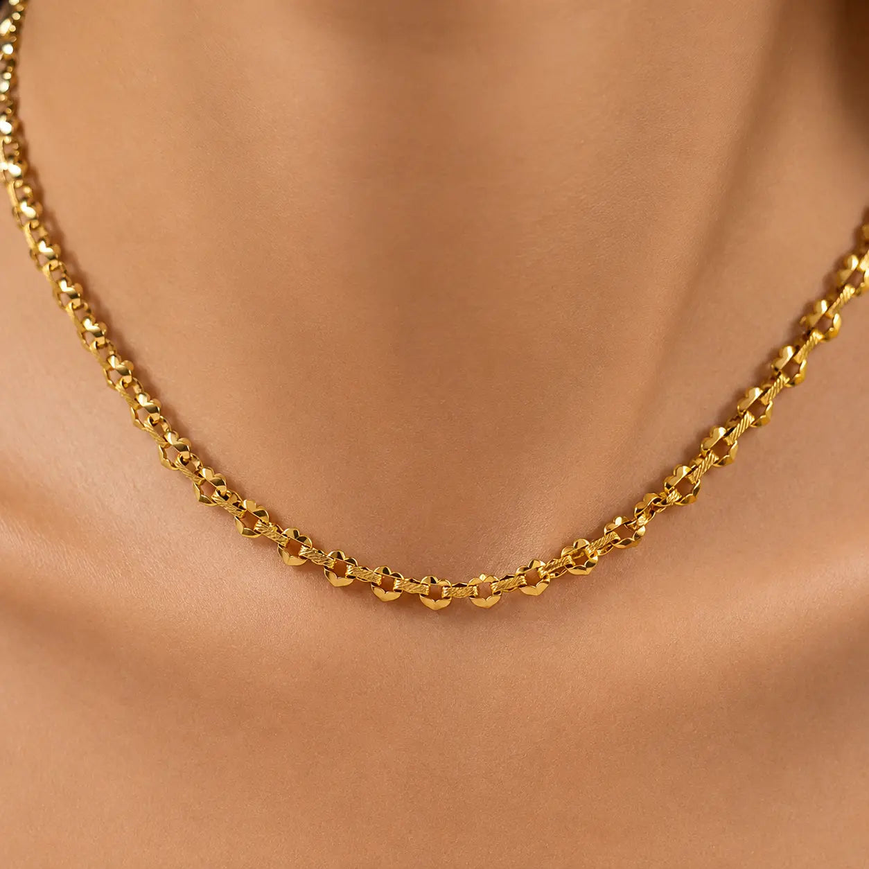 Heart Chain Necklace - 18K Gold Plated 1