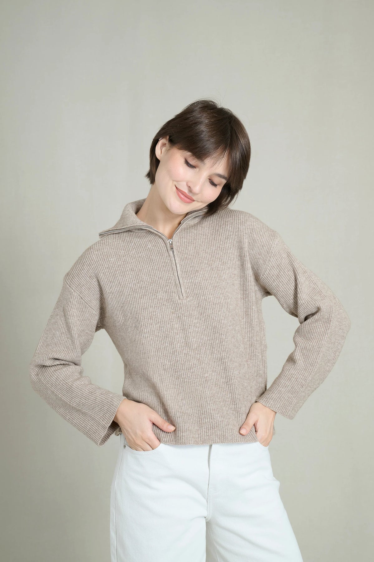 Heather beige zip-neck cropped sweater 6