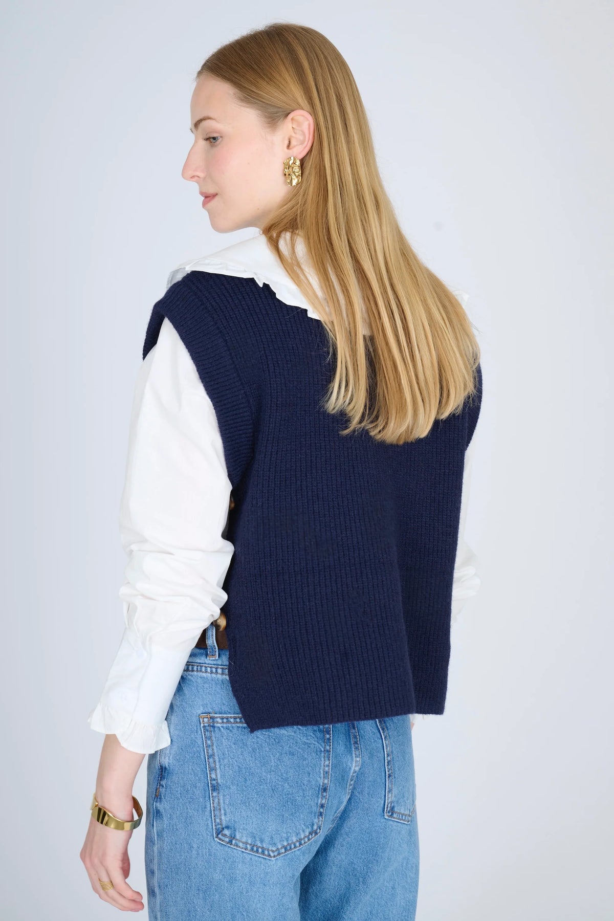 Hugo Vest 2