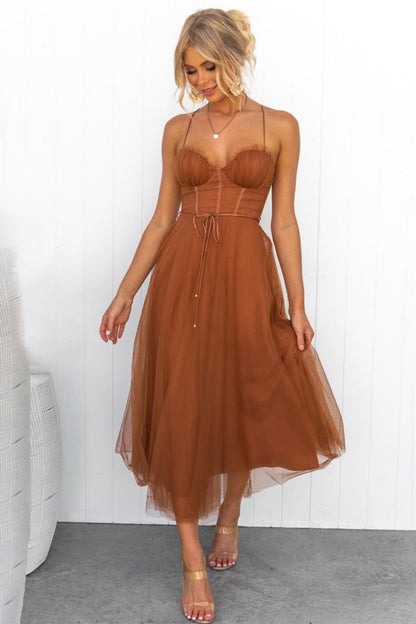 Lila | Romantic Floral Midi Dress with Sweetheart Neckline 0
