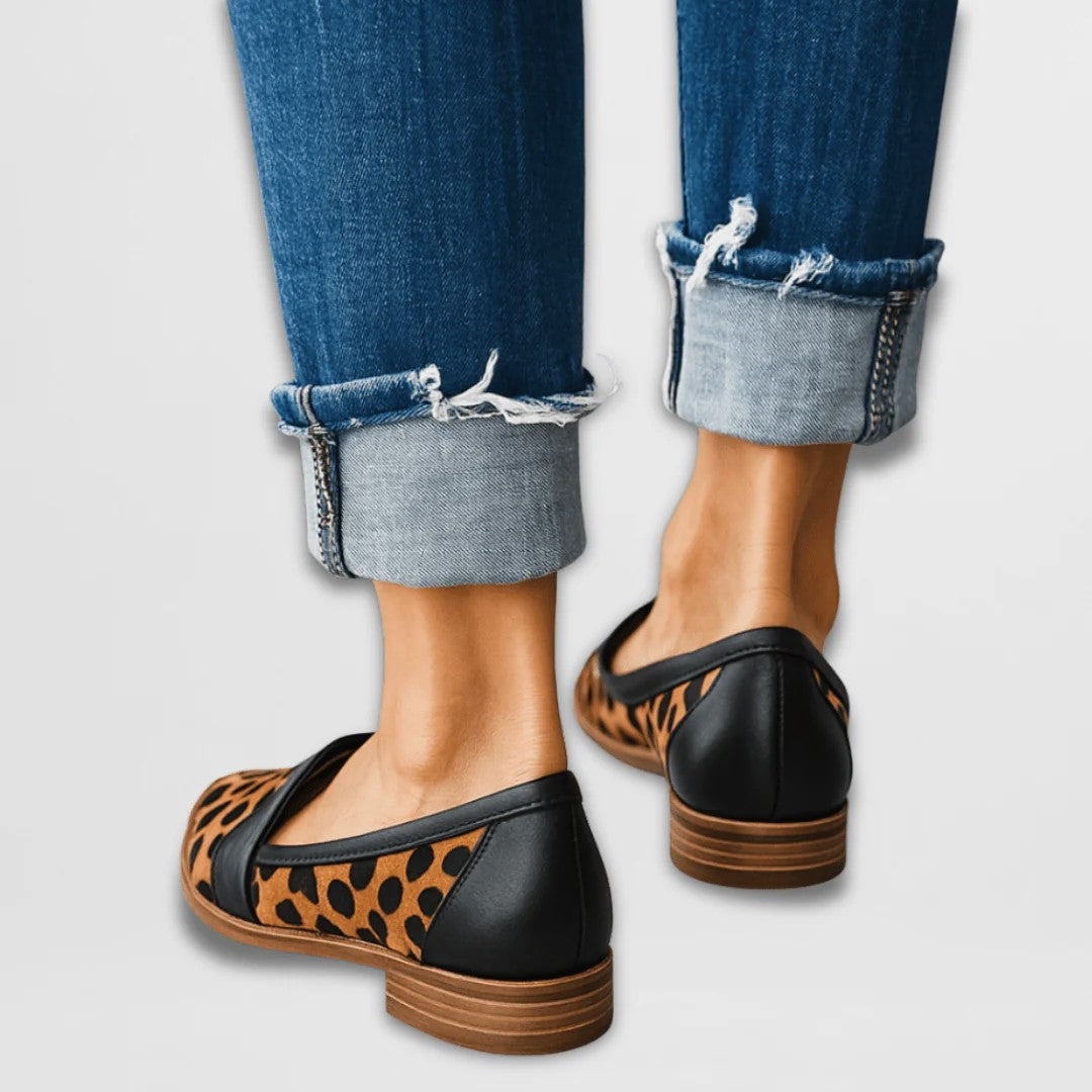 Linda | Slip-On Pointed Loafers 4