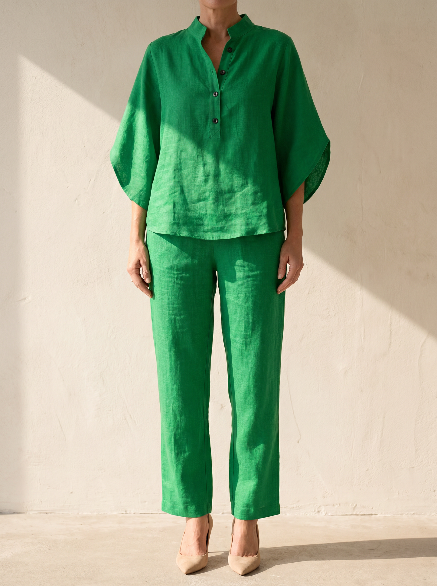 Linen Cotton Women's Set | Two Piece Loungewear with Batwing Sleeves | Effortless Style for Everyday Comfort 3