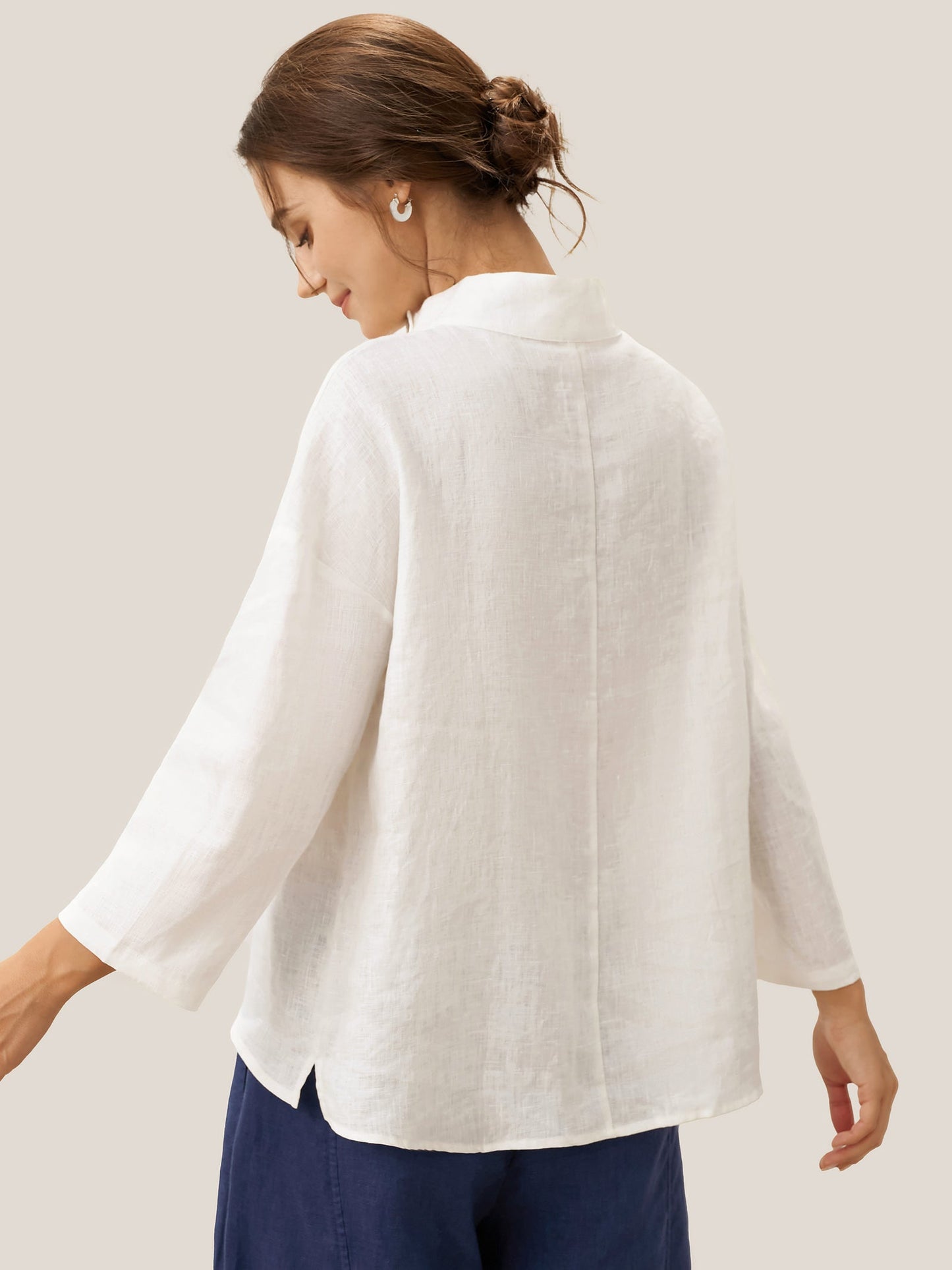 Maya | Elegant Relaxed Linen Women's Top with Mock Neck and Long Sleeves 1