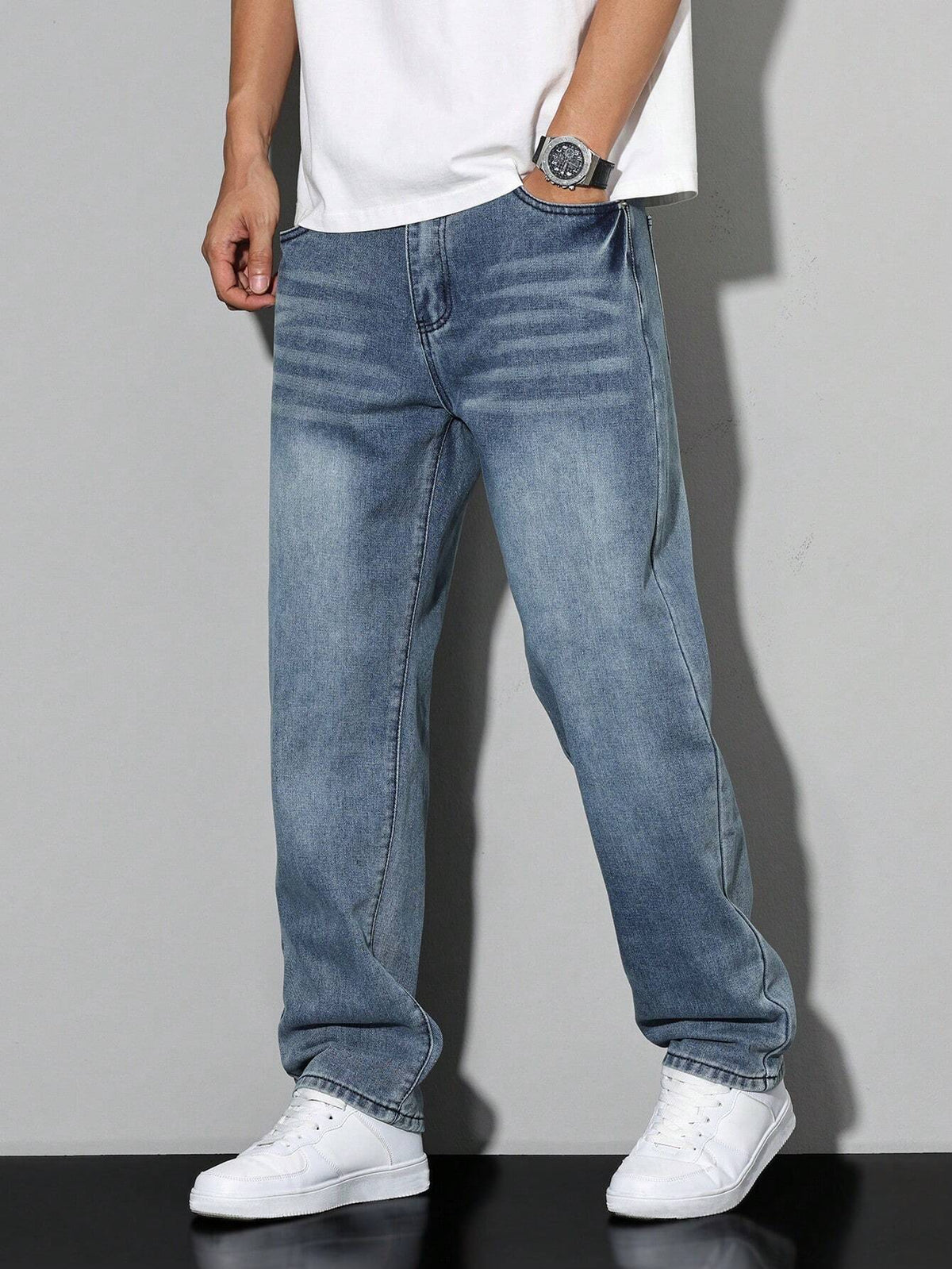 Men's Baggy Denim Jeans with Zip Fly and Five Pockets 13