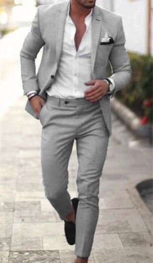 Men's Two-Piece Woven Suit with Notch Lapels and Pocket Square 3