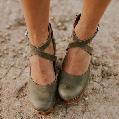 Mia | Chic Black Wedge Heels for Women 4