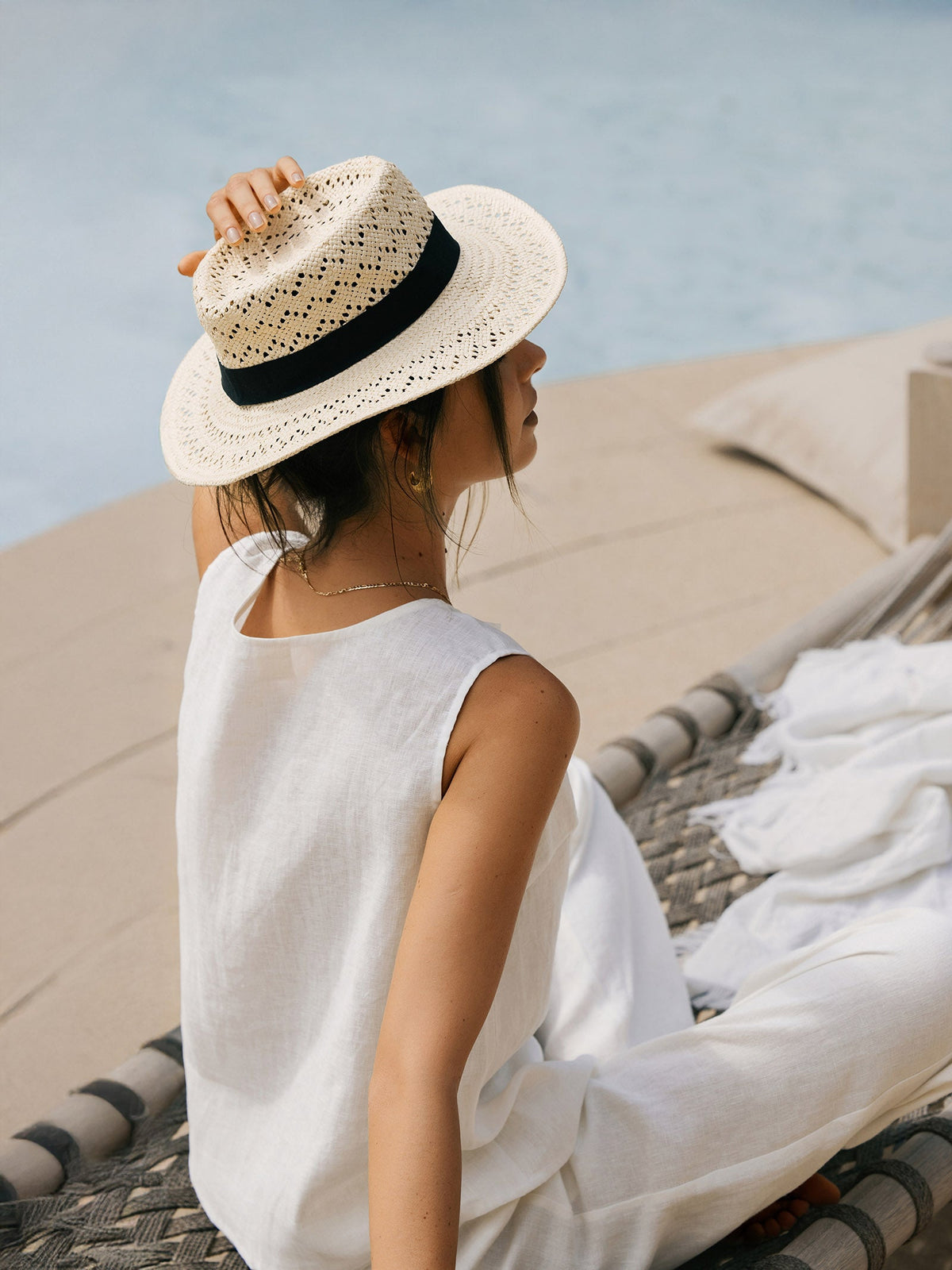Mia | Elegant White Linen Women's Tank Top 4