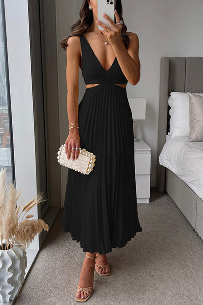 Mia | Stylish Pleated Black Maxi Dress for Women 1
