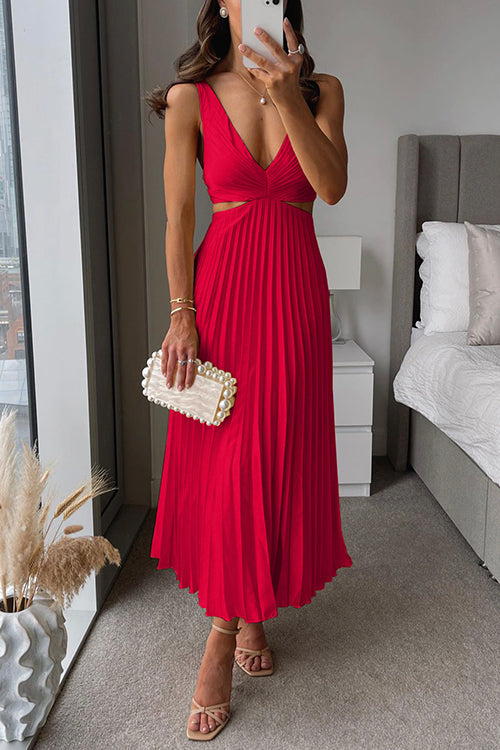 Mia | Stylish Pleated Black Maxi Dress for Women 3