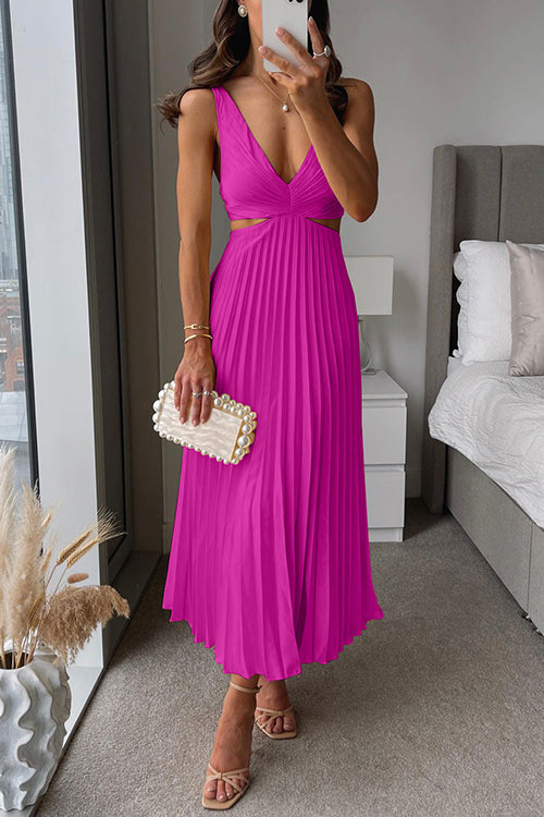 Mia | Stylish Pleated Black Maxi Dress for Women 4