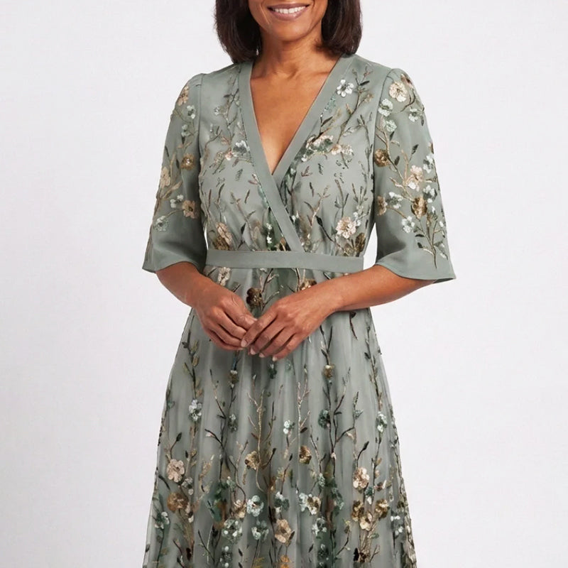 Nadia | Floral V-Neck Maxi Dress 3