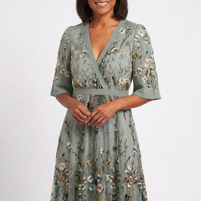 Nadia | Floral V-Neck Maxi Dress 3