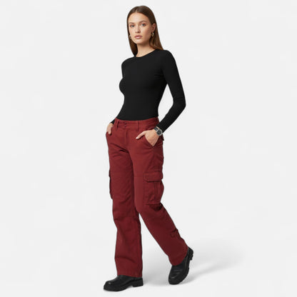 Olivia | Relaxed Black Cargo Pants for Women 1