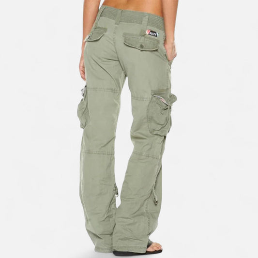 Olivia | Relaxed Black Cargo Pants for Women 4