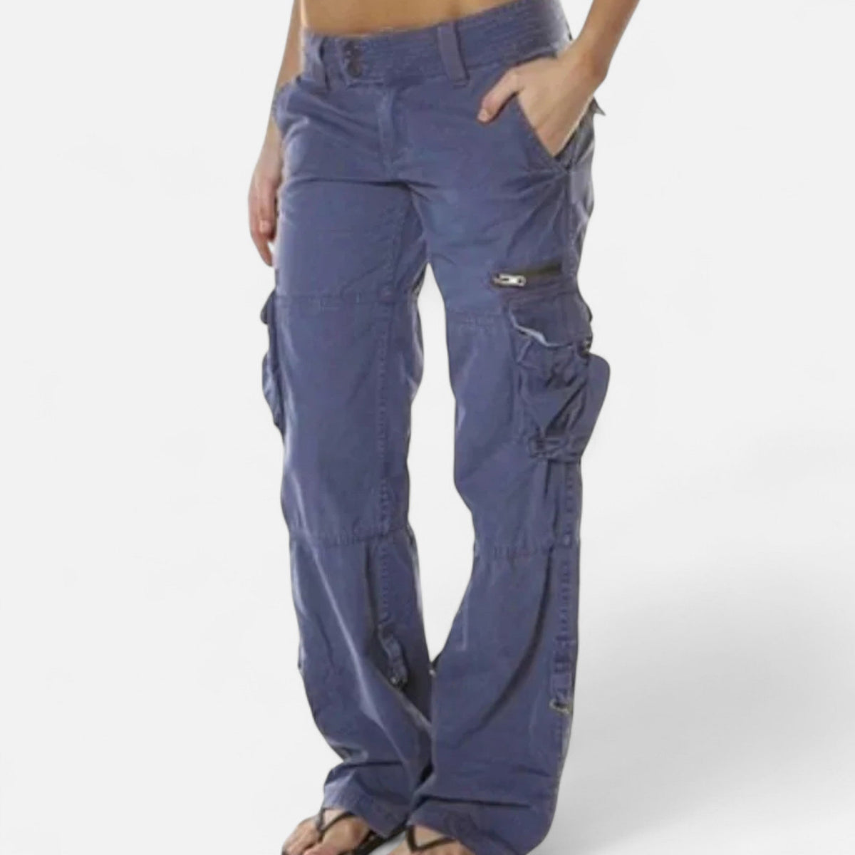 Olivia | Relaxed Black Cargo Pants for Women 5