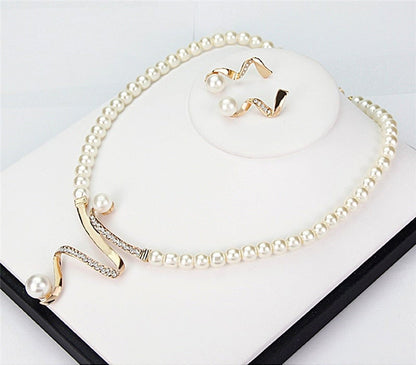 Pearl Jewelry Collection: Necklace and Earring Set 2