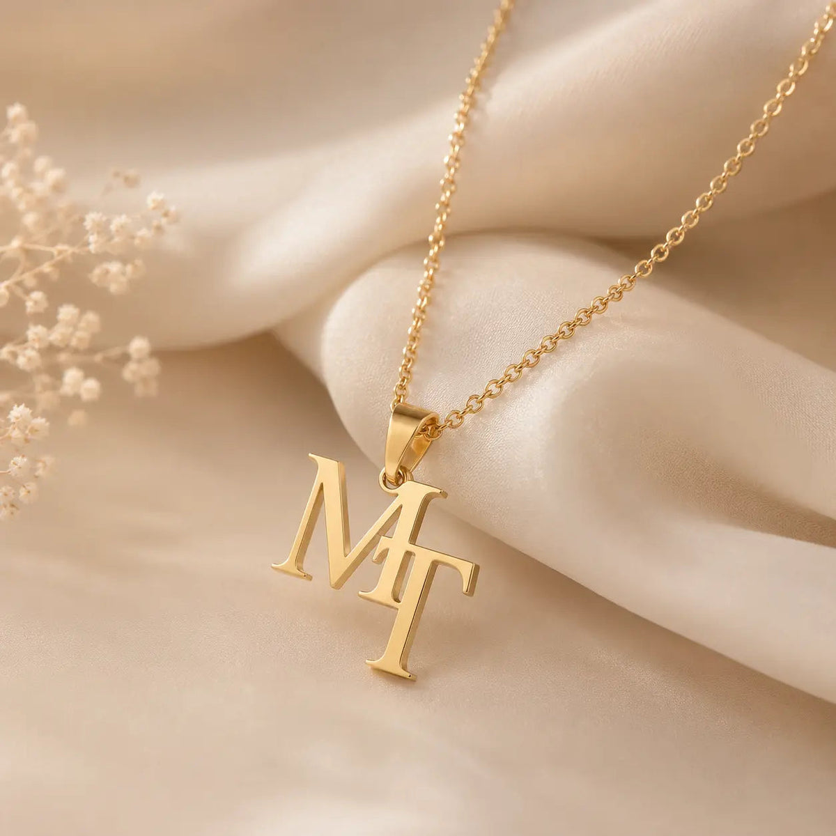 Personalized Intertwined Initials Necklace in 925 Sterling Silver 4