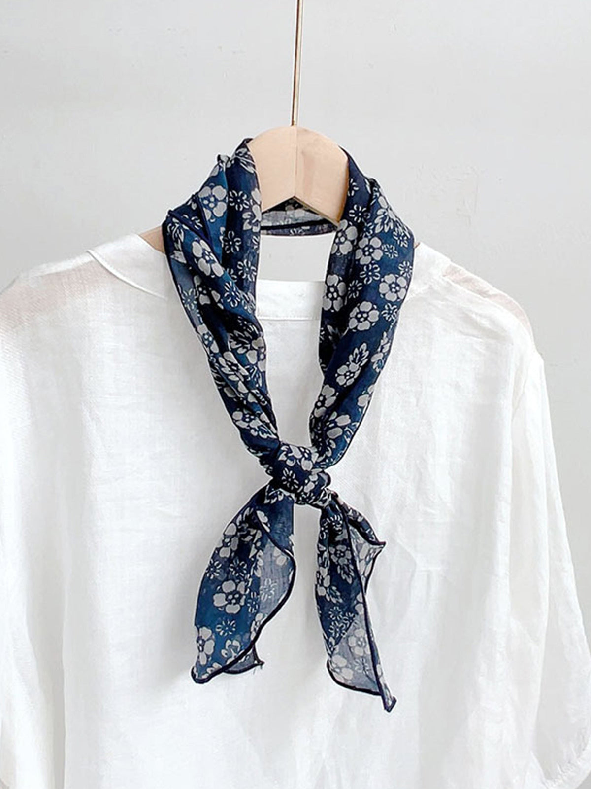 Ramie Vintage Print Handkerchief 3