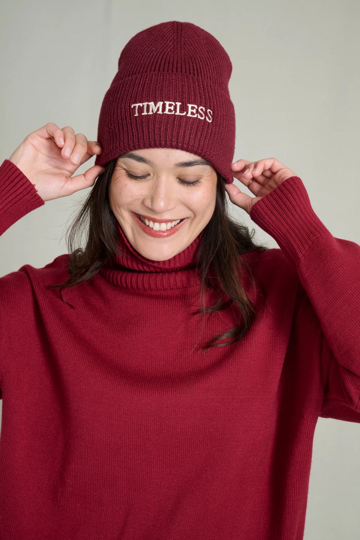 Ribbed-cuffed beanie 0