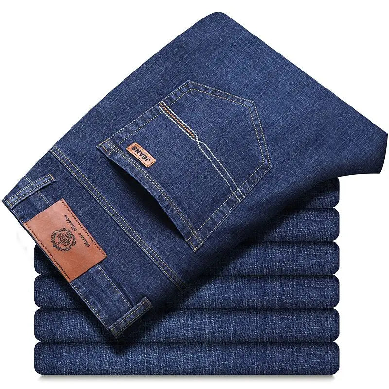 Essential Men's Classic Straight Jeans