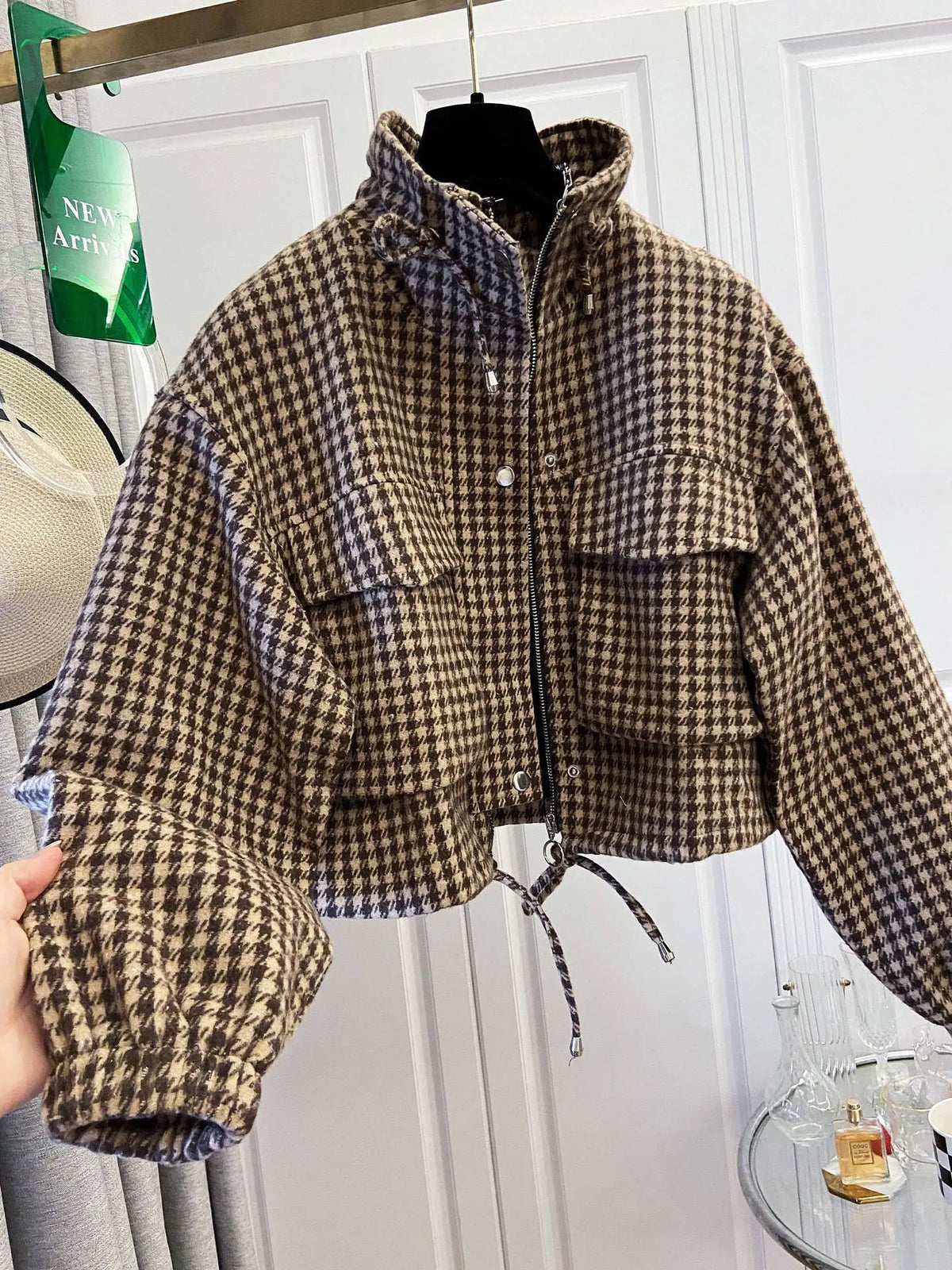 Effortless Style Plaid Cropped Jacket