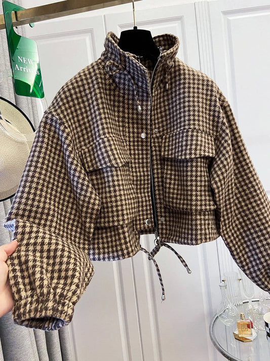 Effortless Style Plaid Cropped Jacket