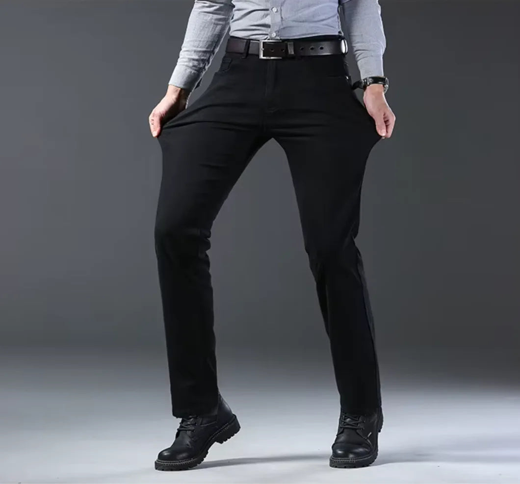 Essential Men's Classic Straight Jeans