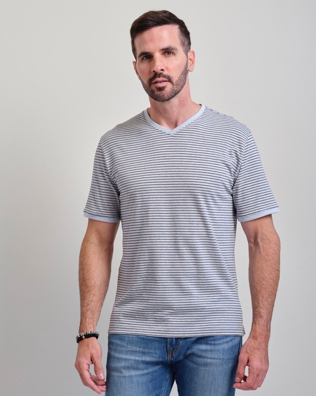 Santa Monica V-neck 3